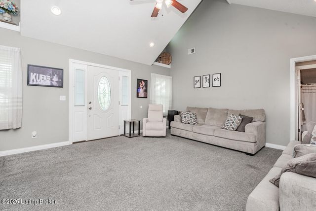 107 Nashville Dr, Coxs Creek, KY 40013