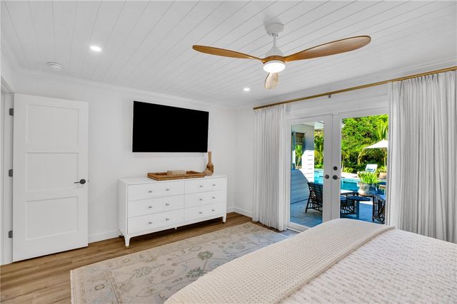 1830 E Sandpiper Road, Vero Beach, FL 32963