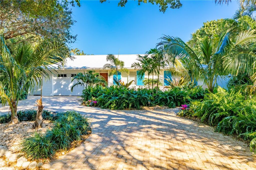 1830 E Sandpiper Road, Vero Beach, FL 32963