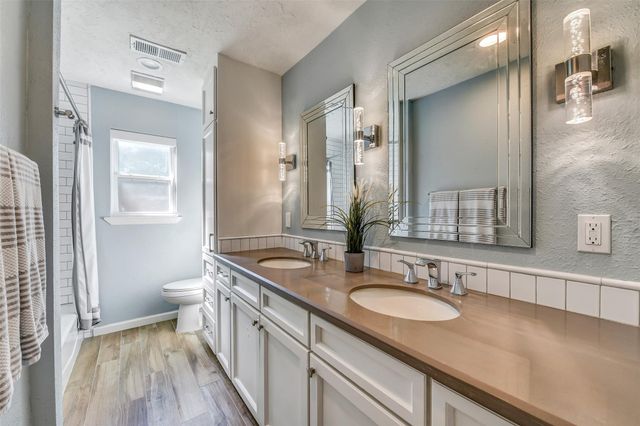 15335 Wandering Trail, Friendswood, TX 77546