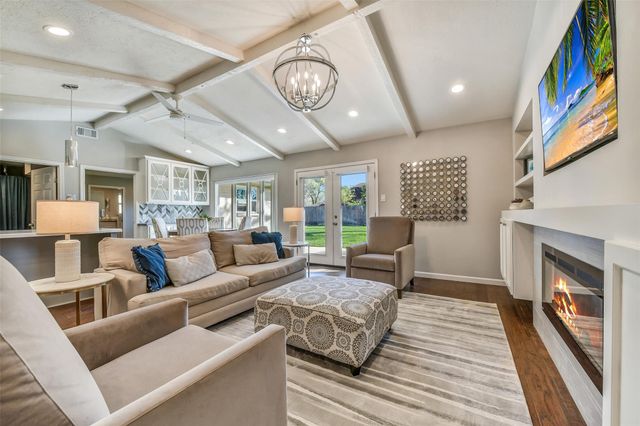 15335 Wandering Trail, Friendswood, TX 77546