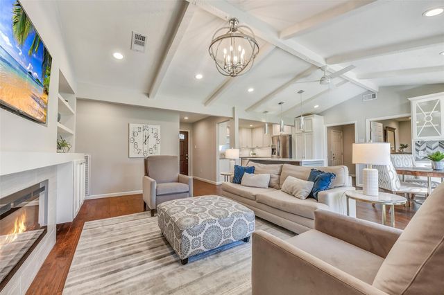 15335 Wandering Trail, Friendswood, TX 77546