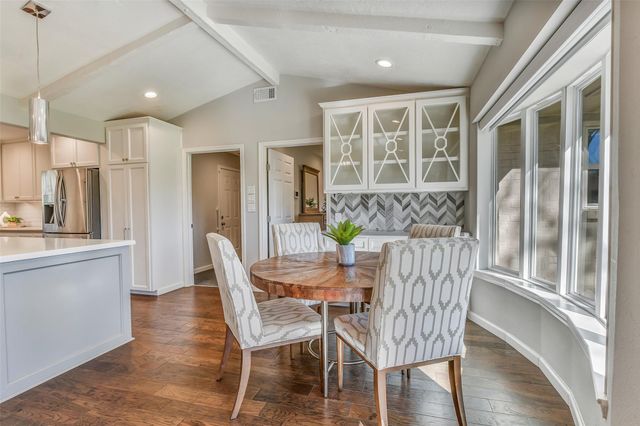 15335 Wandering Trail, Friendswood, TX 77546