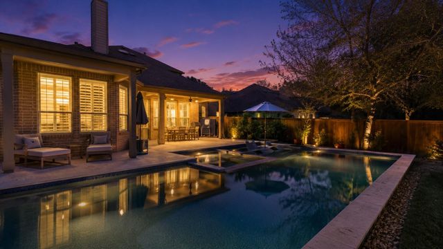 125 Russet Bend Place N, Montgomery, TX 77316