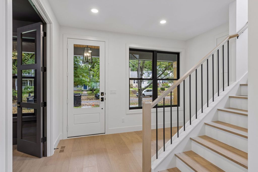 5220 Chowen Avenue S, Minneapolis, MN 55410 — photo 3