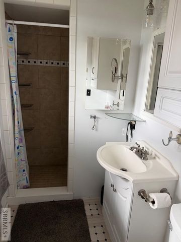 8224 N 5th W, Idaho Falls, ID 83401