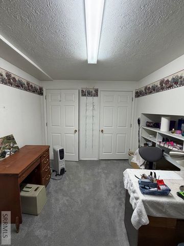 8224 N 5th W, Idaho Falls, ID 83401