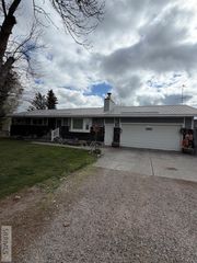 8224 N 5th W, Idaho Falls, ID 83401