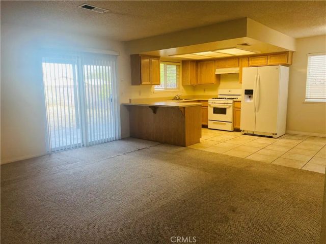44504 Watford Avenue, Lancaster, CA 93535