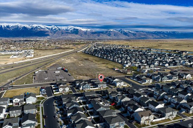 3261 S BURKHILL LN, Syracuse, UT 84075