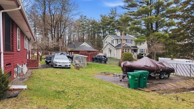 53 Dean St, Westwood, MA 02090