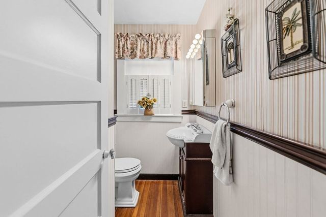 53 Dean St, Westwood, MA 02090