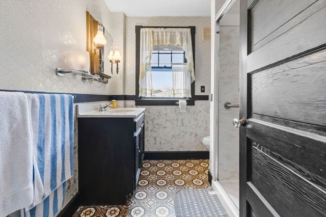 53 Dean St, Westwood, MA 02090