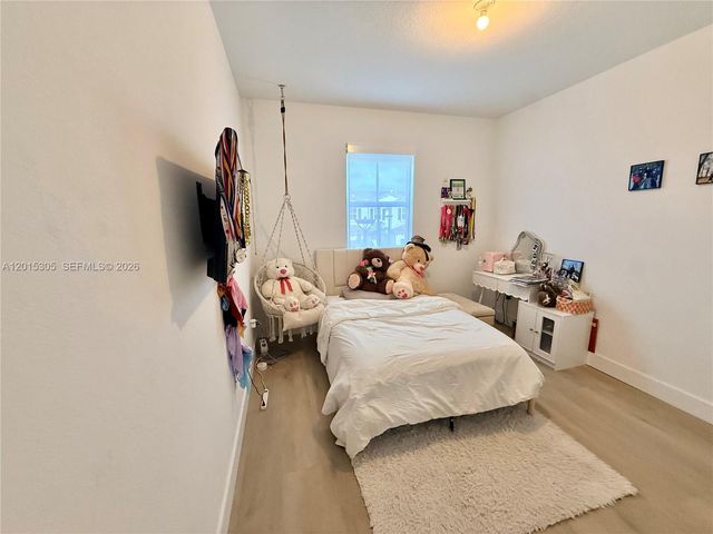 12750 NW 23rd Pl, Miami, FL 33167