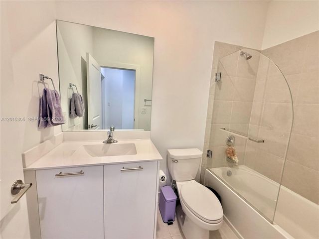 12750 NW 23rd Pl, Miami, FL 33167