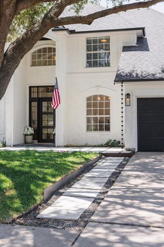 702 Churchill Farms DR, Georgetown, TX 78626