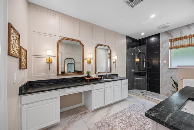 702 Churchill Farms DR, Georgetown, TX 78626