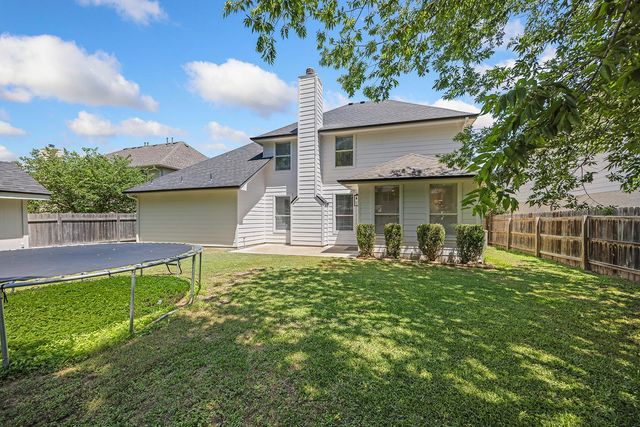 702 Churchill Farms DR, Georgetown, TX 78626