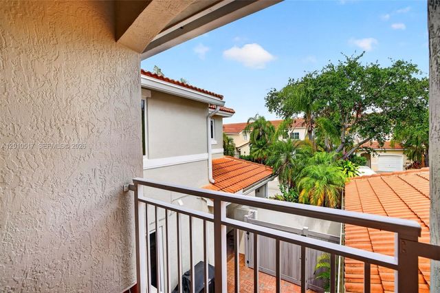 1581 Yellowheart Way, Hollywood, FL 33019