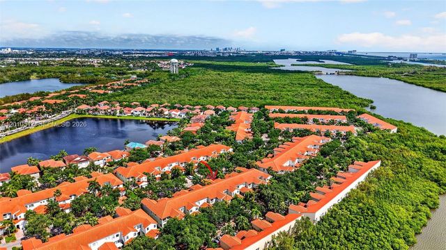 1581 Yellowheart Way, Hollywood, FL 33019