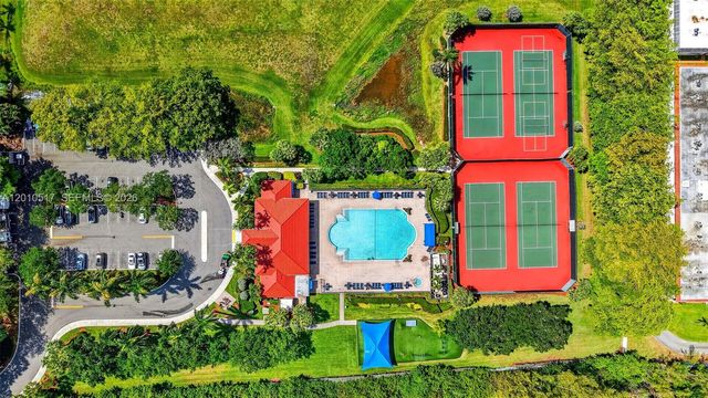 1581 Yellowheart Way, Hollywood, FL 33019