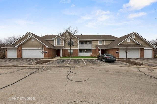 1601 Buttonwood Circle 2524, Schaumburg, IL 60173
