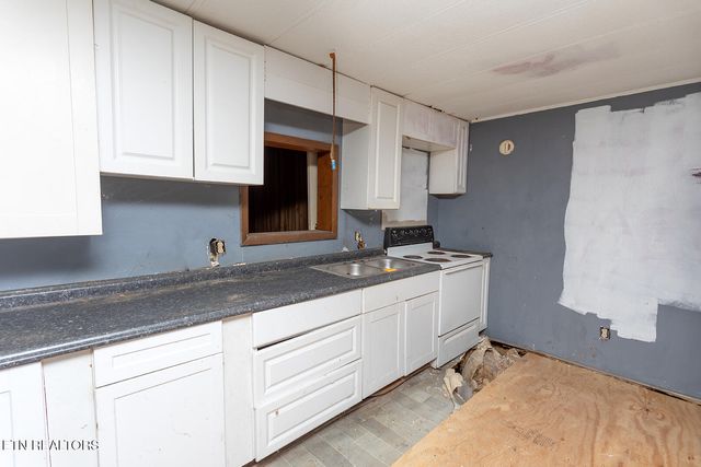 188 County Road 526, Athens, TN 37303