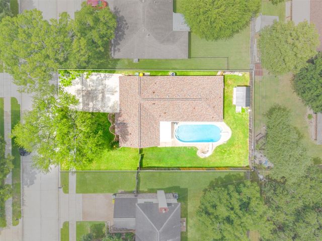 2309 Halbert Drive, Pearland, TX 77581