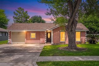 2309 Halbert Drive, Pearland, TX 77581