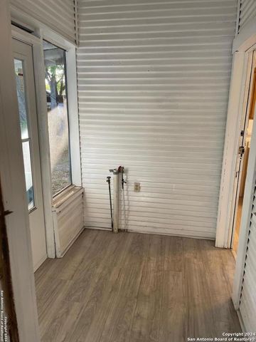 722 E SOUTHCROSS BLVD, San Antonio, TX 78214