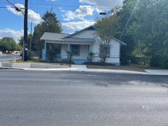 722 E SOUTHCROSS BLVD, San Antonio, TX 78214