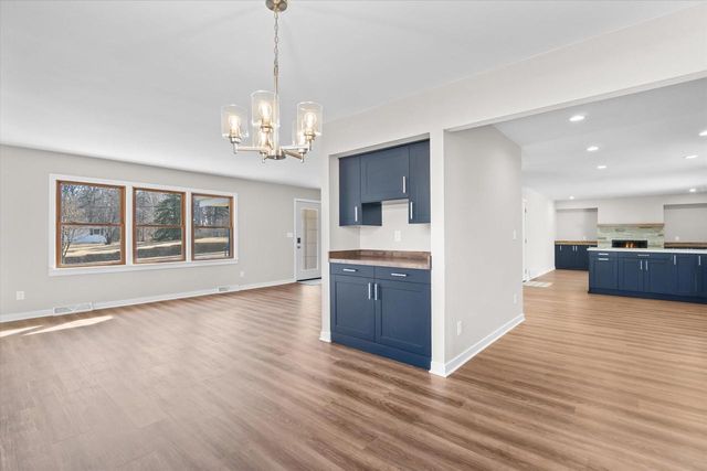 5389 S 51st STREET, Greendale, WI 53129