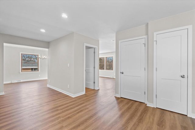 5389 S 51st STREET, Greendale, WI 53129