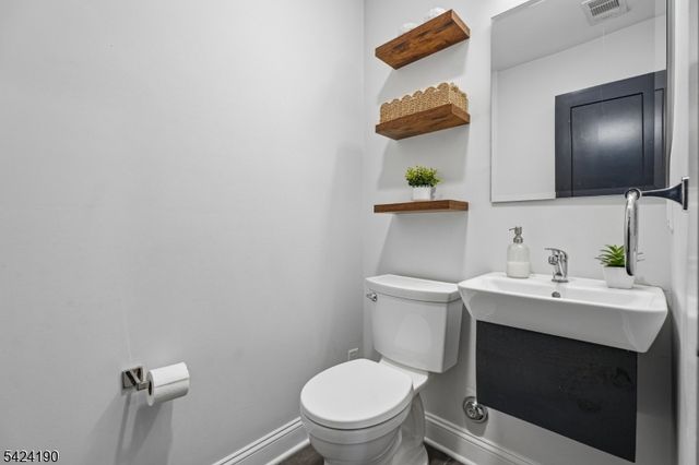 7 N Wyoming Ave, South Orange Village Twp., NJ 07079