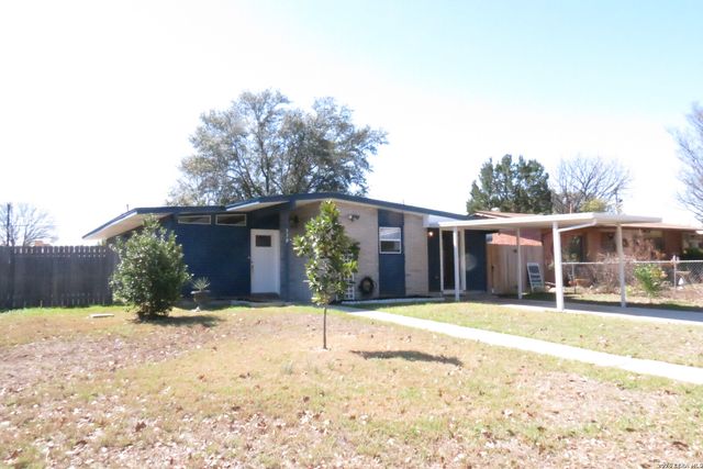 710 Karen Ln, San Antonio, TX 78218