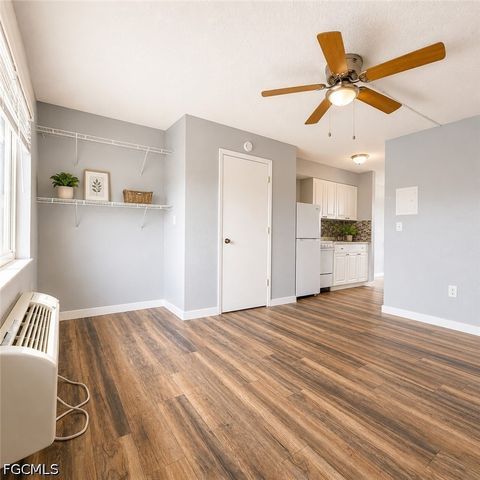 3817 Del Prado BLVD S, Cape Coral, FL 33904