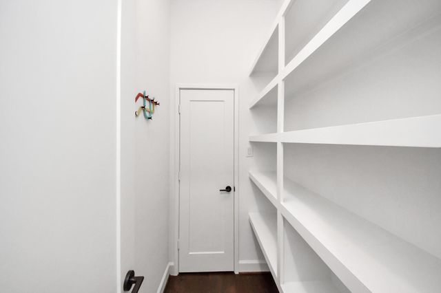 1715 Maravilla Drive, Houston, TX 77055