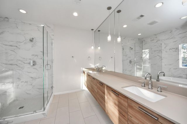 1715 Maravilla Drive, Houston, TX 77055