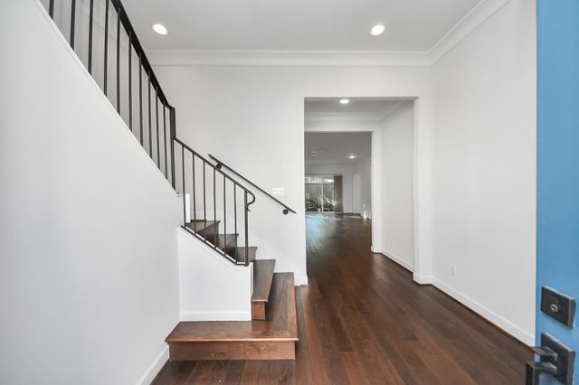 1715 Maravilla Drive, Houston, TX 77055