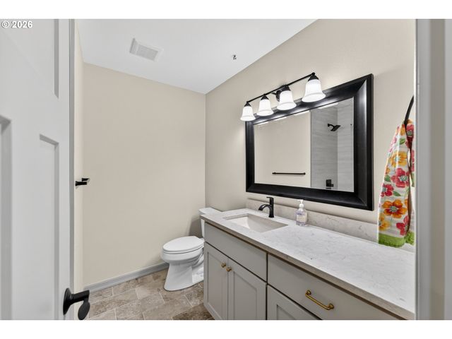 13795 Sw HARGIS Rd, Beaverton, OR 97008