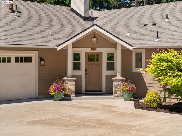 13795 Sw HARGIS Rd, Beaverton, OR 97008
