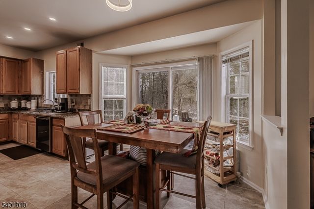 41 Goldenrod Dr, Montgomery Twp., NJ 08502