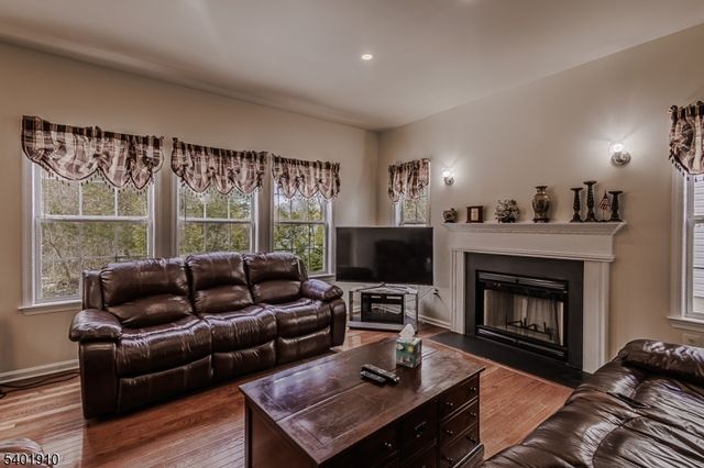 41 Goldenrod Dr, Montgomery Twp., NJ 08502