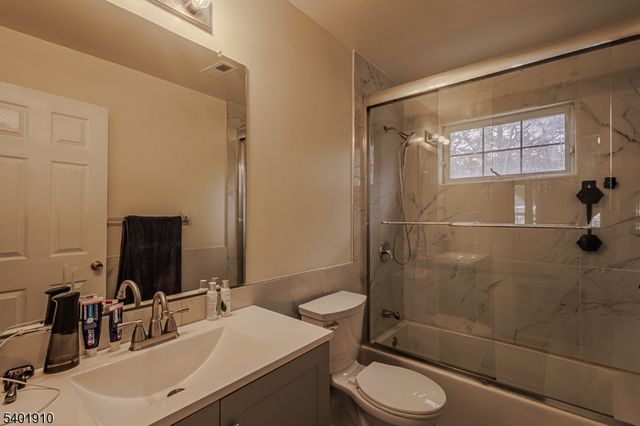 41 Goldenrod Dr, Montgomery Twp., NJ 08502