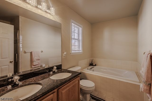 41 Goldenrod Dr, Montgomery Twp., NJ 08502