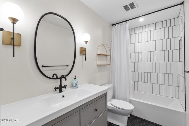 8586 E INDIAN SCHOOL Road F, Scottsdale, AZ 85251