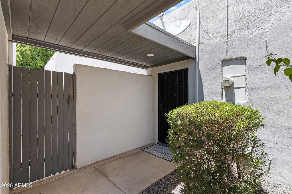 8586 E INDIAN SCHOOL Road F, Scottsdale, AZ 85251 — photo 5