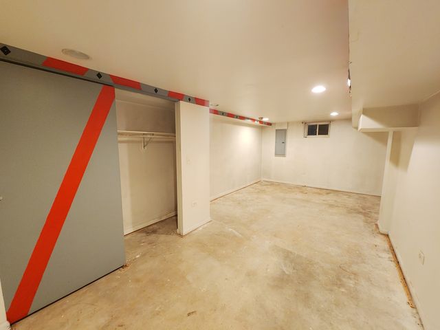 9201 S Kedzie Avenue 3, Evergreen Park, IL 60805