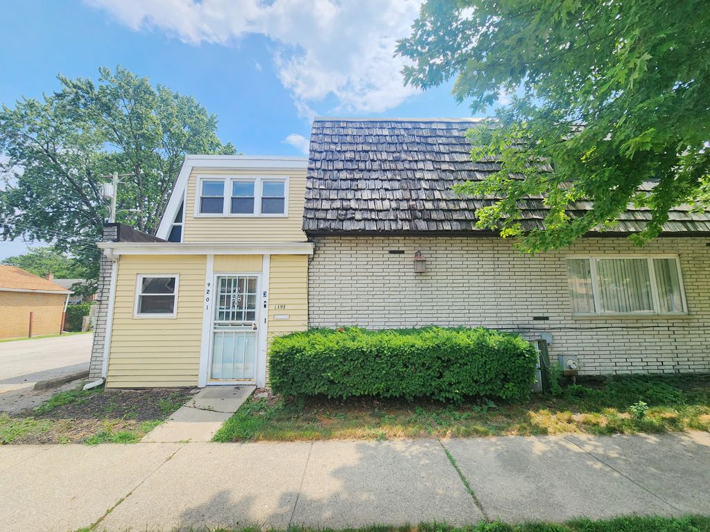9201 S Kedzie Avenue 3, Evergreen Park, IL 60805