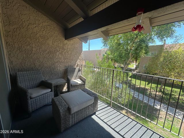 5525 E Thomas Road R8, Phoenix, AZ 85018